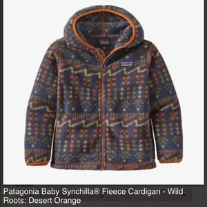 Patagonia Synchilla Fleece Cardigan in Wild Roots Desert Orange 5T